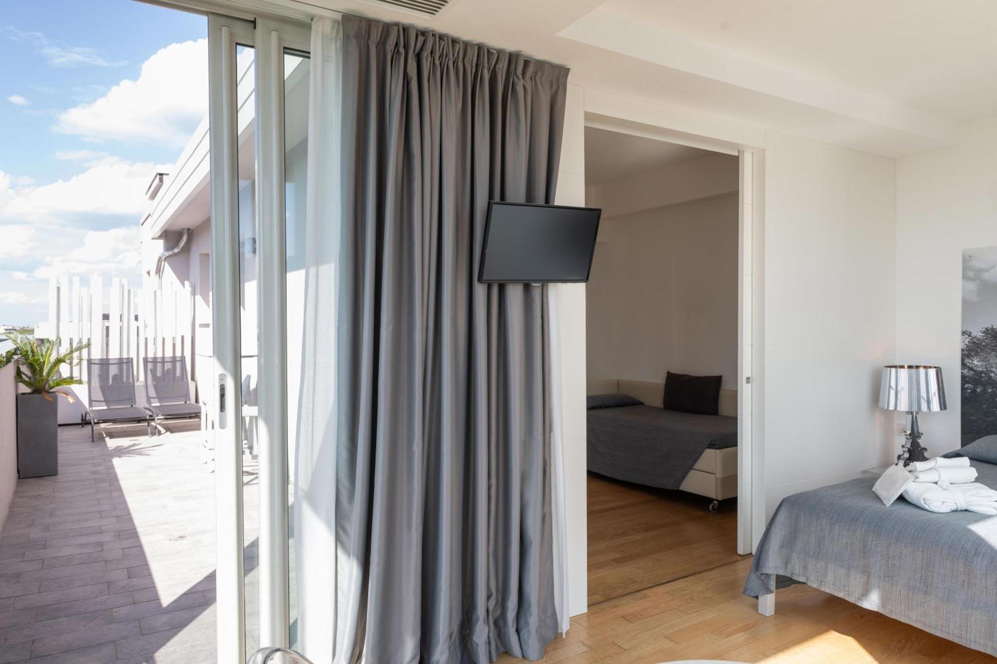 Perla Verde Hotel Milano Marittima Extérieur photo